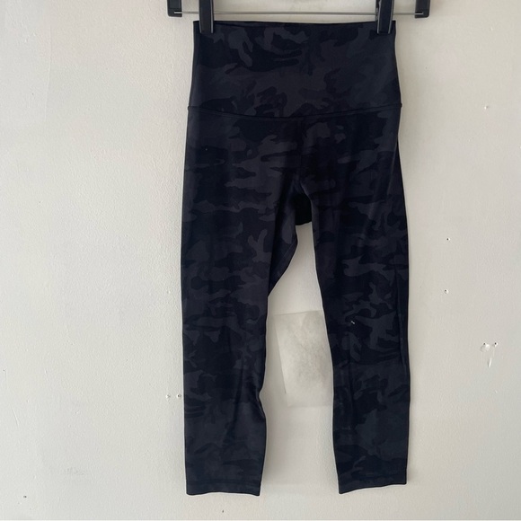 Lululemon Align Crop 21" Incognito Camo Black Gray Camo Leggings 37232 - Picture 3 of 12